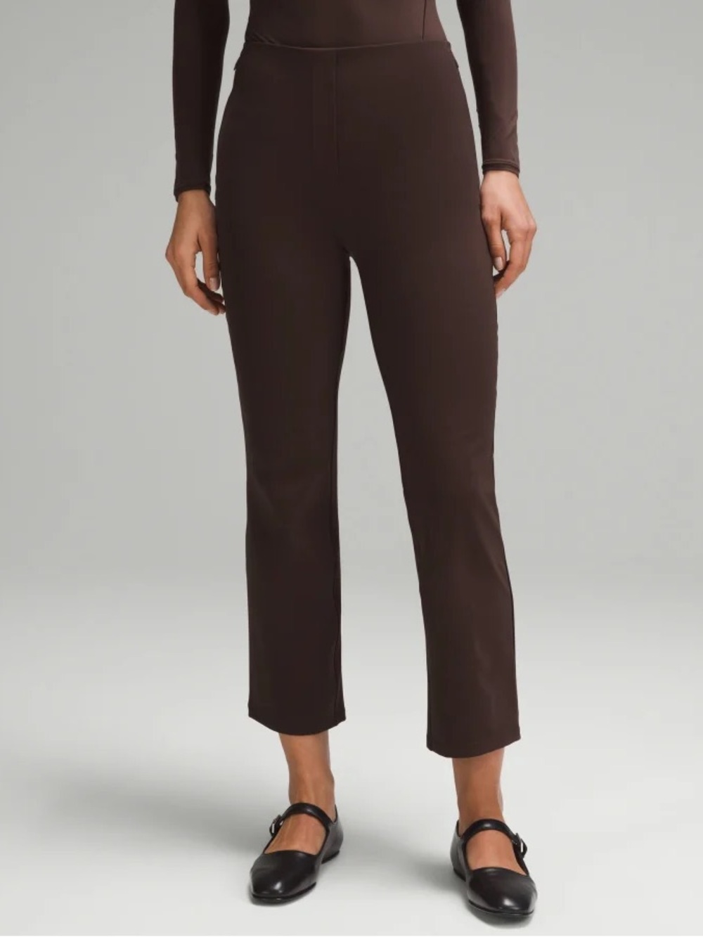 Smooth Fit Pull-On High-Rise Cropped Pant